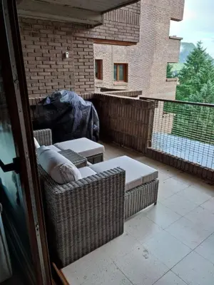 Un balcón o terraza de Family apartment in Esterri D'Àneu