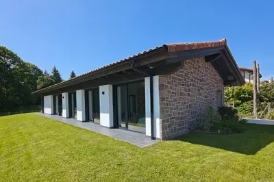 Edificio en el que se encuentra la casa o chalet