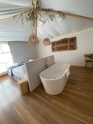 Un baño de Albergue Jakue