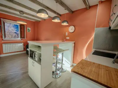 Una cocina o zona de cocina en Moderno, luminoso y funcional con balcón - Cuc 3