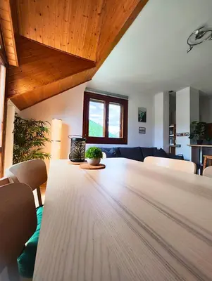 Zona de estar de Apartamento Sobremonte: vistas al Rio Gallego