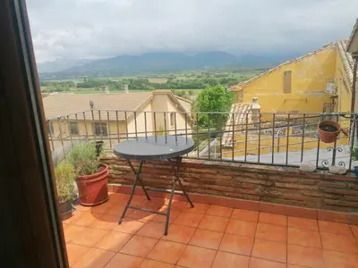 Vista general de una montaña o vista desde the country house