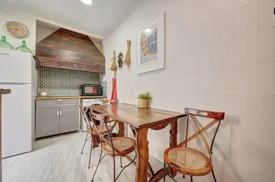 Una cocina o zona de cocina en Heart of Pamplona Apartments II by clabao