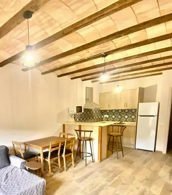Una cocina o zona de cocina en Casa la Luz - Apartamentos Rurales Construcción 2025 -Mata rraña-Terra Alta