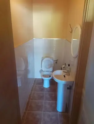 Un baño de Albergue Restaurante Talamantes