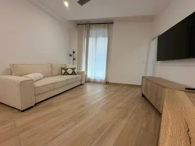 Una televisión o centro de entretenimiento en El Rincon de Pepito Ferrer
