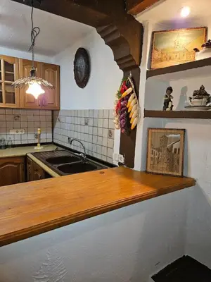 Una cocina o zona de cocina en Spacious House in Canejan with Mountain View