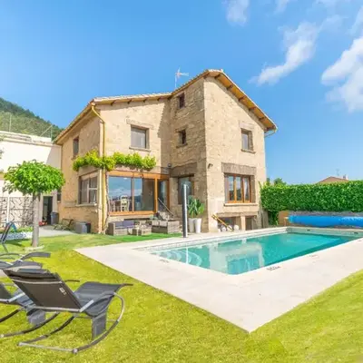 Espectacular casa rural con piscina y barbacoa
