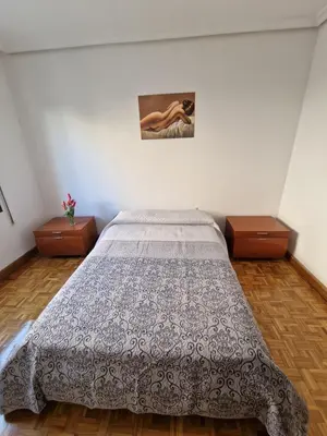 Cama o camas de una habitación en La casa de los famosos