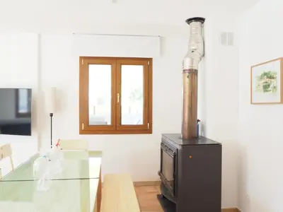 Una televisión o centro de entretenimiento en Amets etxea