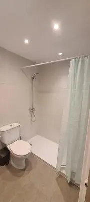 Un baño de Antiga Fonda la Palma