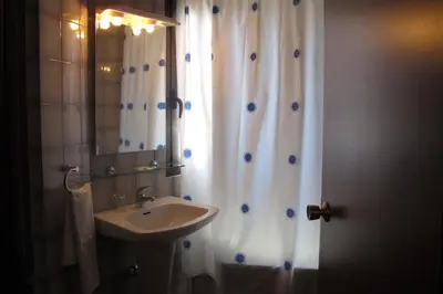 Un baño de Hostal Casa Pepe