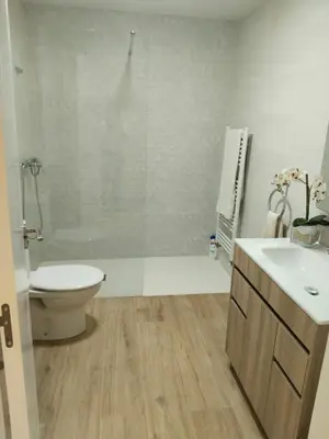 Un baño de Casa Pardo en Rada Navarra