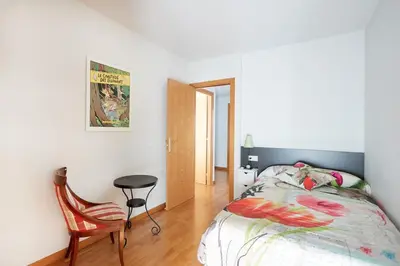 Cama o camas de una habitación en Bee Happy Erletokieta apartamento en Pamplona
