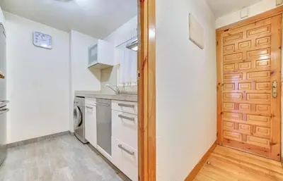 Una cocina o zona de cocina en Experience the running of the bulls from your balcony