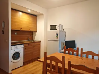 Una cocina o zona de cocina en Confort en la Vall de Boí - Sol y buena ubicación - Cuc 5