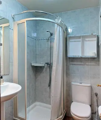 Un baño de Ático del Holandés