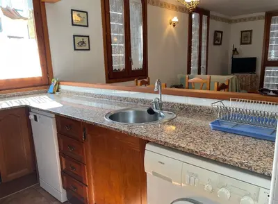 Una cocina o zona de cocina en Apartaments Pirinenc