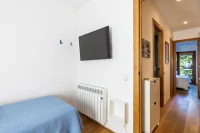 Una televisión o centro de entretenimiento en Las casitas de mache - SALENQUES