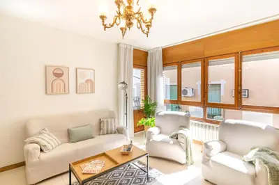 Zona de estar de Nuevo apartamento próximo a Sendaviva y Bardenas