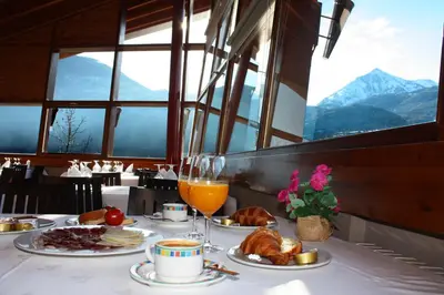 Comida en o cerca of this country house