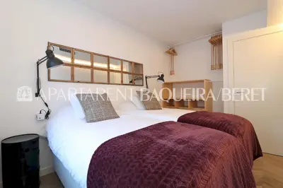 Cama o camas de una habitación en Apartarent 1500 - Apartamento Argulls