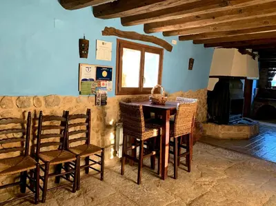 Zona de estar de Masia de la Serra de la Cogulla