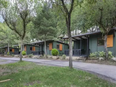 Edificio en el que se encuentra el camping