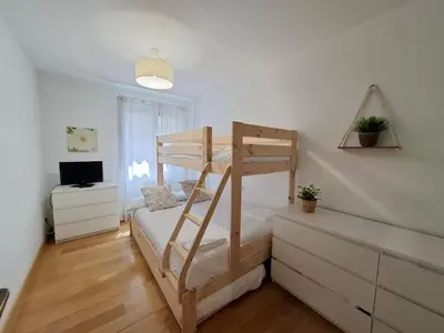 Cama o camas de una habitación en El Tozal, cálido, petfriendly con garaje