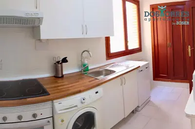 Una cocina o zona de cocina en Dos Torres Nicanor Bussines