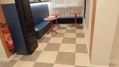 Plano de Groma Rooms
