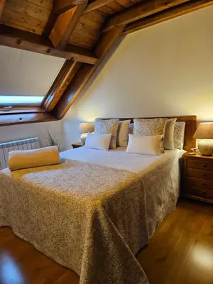 Cama o camas de una habitación en CAMBRA APARTAMENT, Dúplex acogedor en el coraón de El Pont de Suert