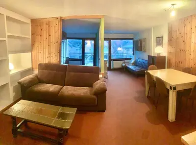 Zona de estar de Cerler apartment with terrace and views