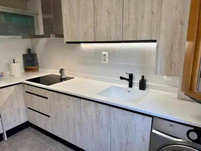 Una cocina o zona de cocina en Vista Pirineos, wifi y petfriendly - Arafita Apartamentos
