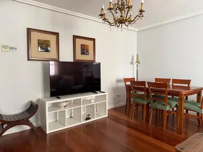 Una televisión o centro de entretenimiento en 18 Torres Pasaje de los Giles