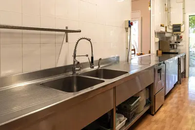 Una cocina o zona de cocina en Alberg Xerta - Allotjament rural