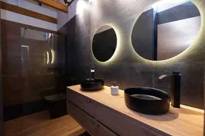 Un baño de Roquenegre
