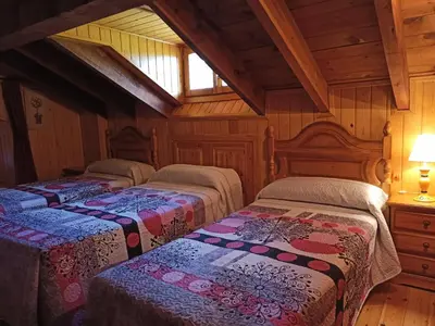 Cama o camas de una habitación en CASA ORÚS Turismo Rural