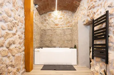 Un baño de Ca La Padrina