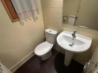 Un baño de Apartamento con jardín en Cerler