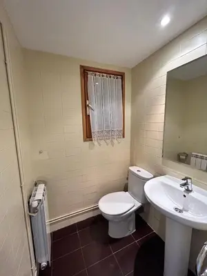 Un baño de Apartamento con jardín en Cerler