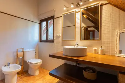 Un baño de M1 eraclau - Era Candèla con garage y WiFi en Vielha