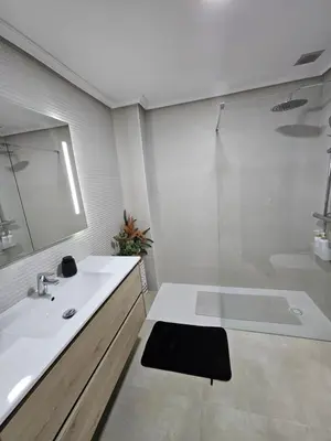 Un baño de MEQUEDO Casa Alicia
