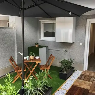 Apartamento con Jardin y Garaje