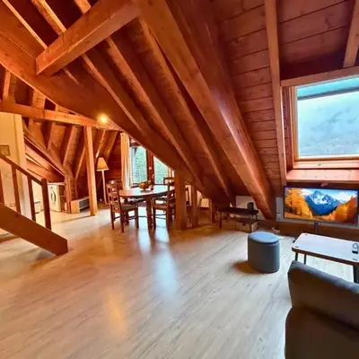 Ático Miraestrela: Dúplex con Vistas a Sallent