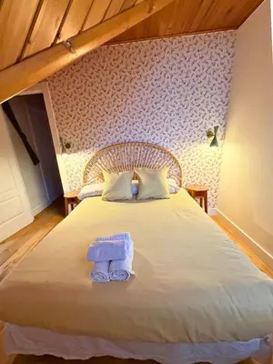 Cama o camas de una habitación en Ático Peña Blanca: Magníficas Vistas al Valle
