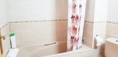 Un baño de Vivienda Turística Pirineos XXI