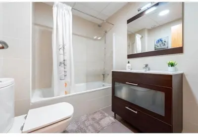 Un baño de Apartamentos de Miguel