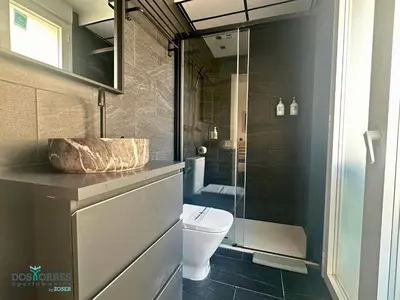 Un baño de Dos Torres Las Canteras