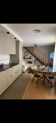 Una cocina o zona de cocina en Dúplex Basílica del Pilar Temporada